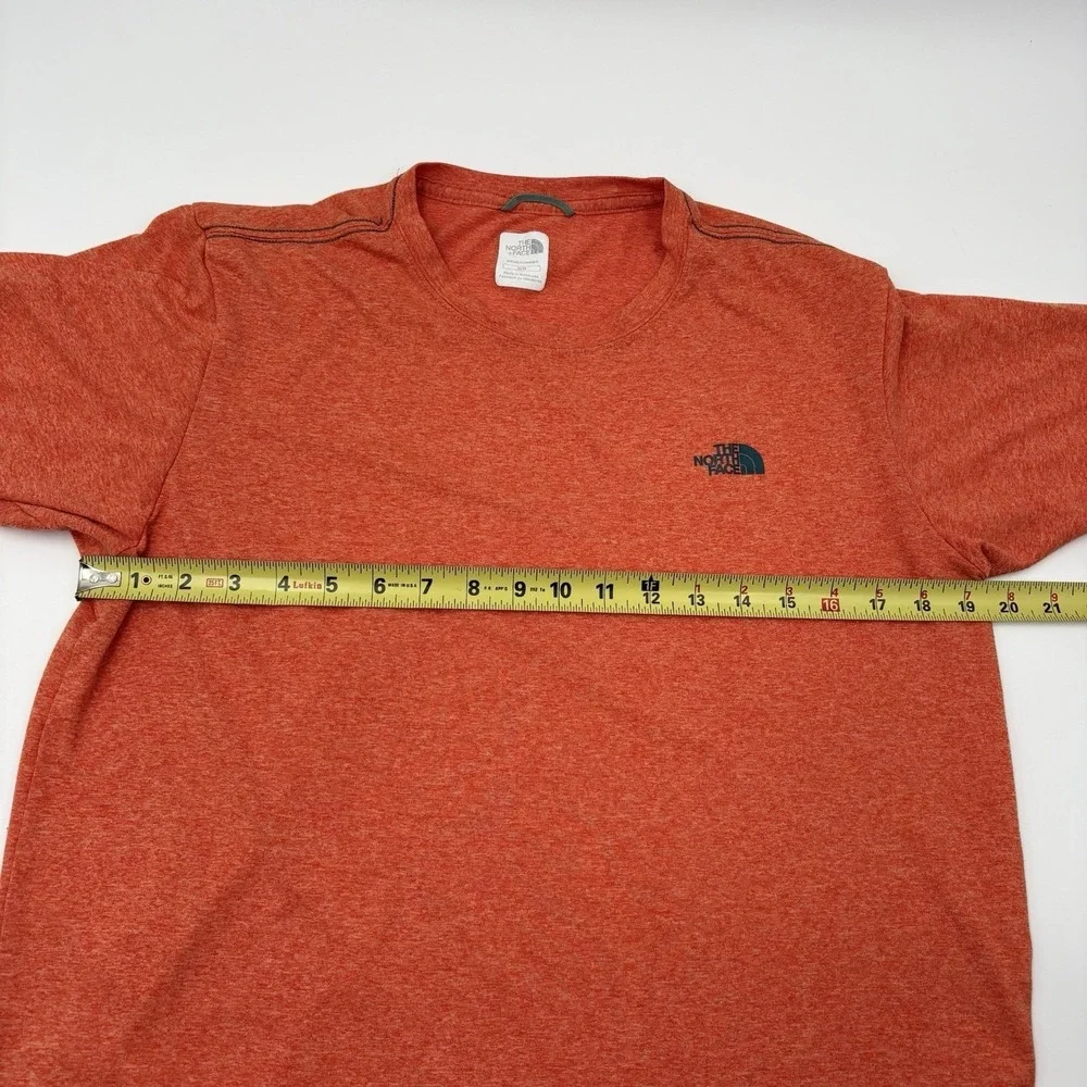 The North Face Men M Orange Polyester Performance Crew Neck Short Sleeve T-Shirt